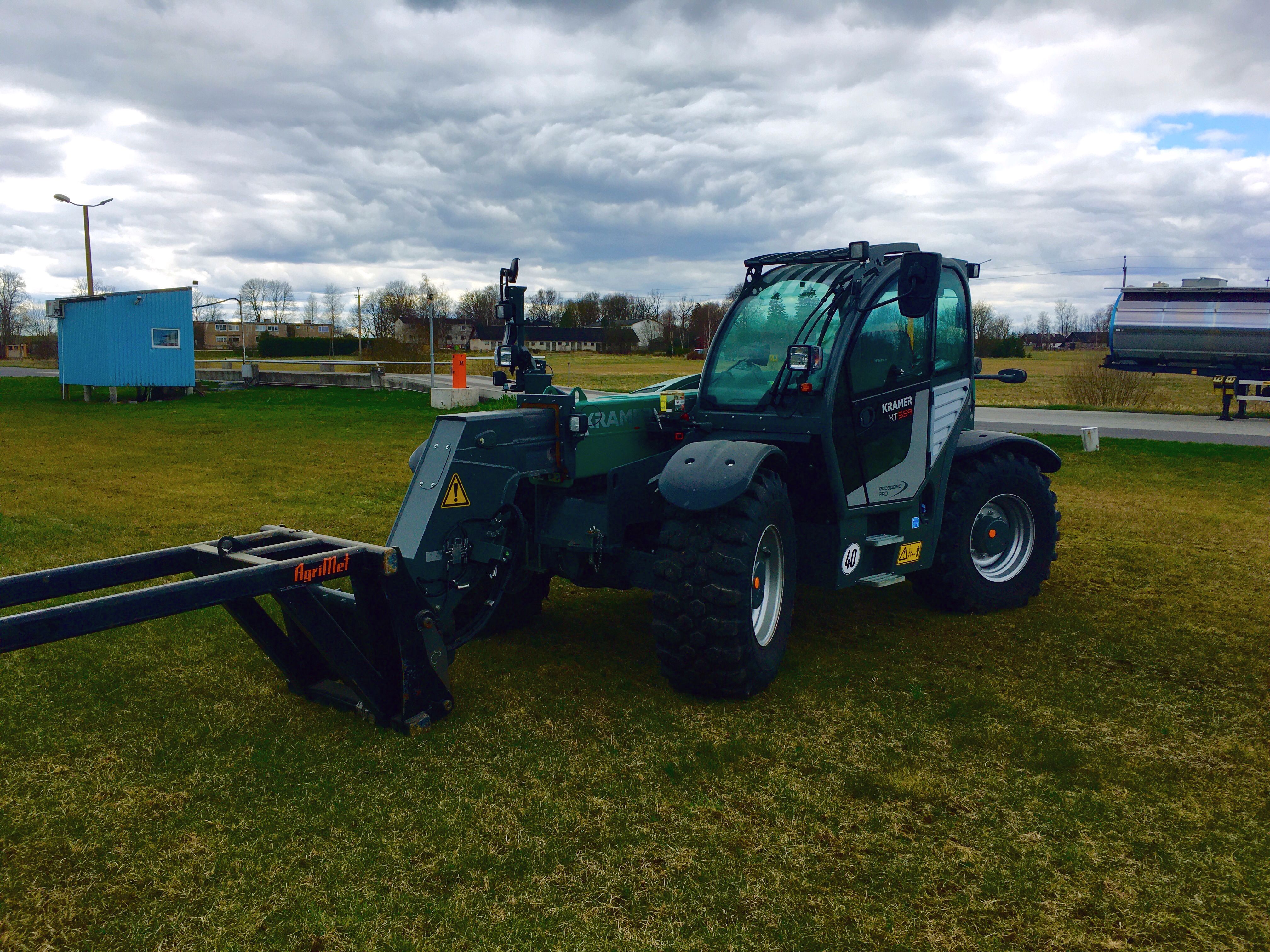 Teleskooplaadur Karmer KT 559