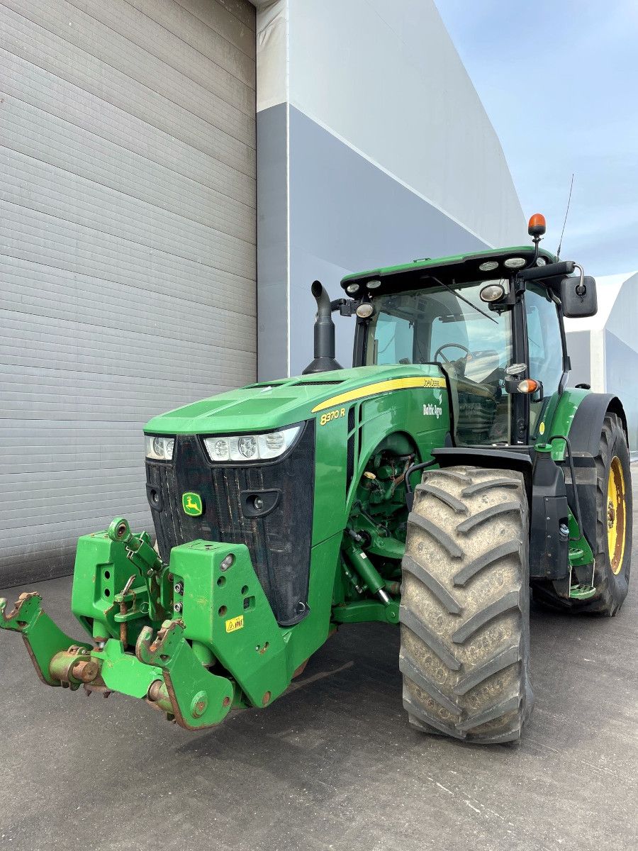 John Deere 8370R rendiks