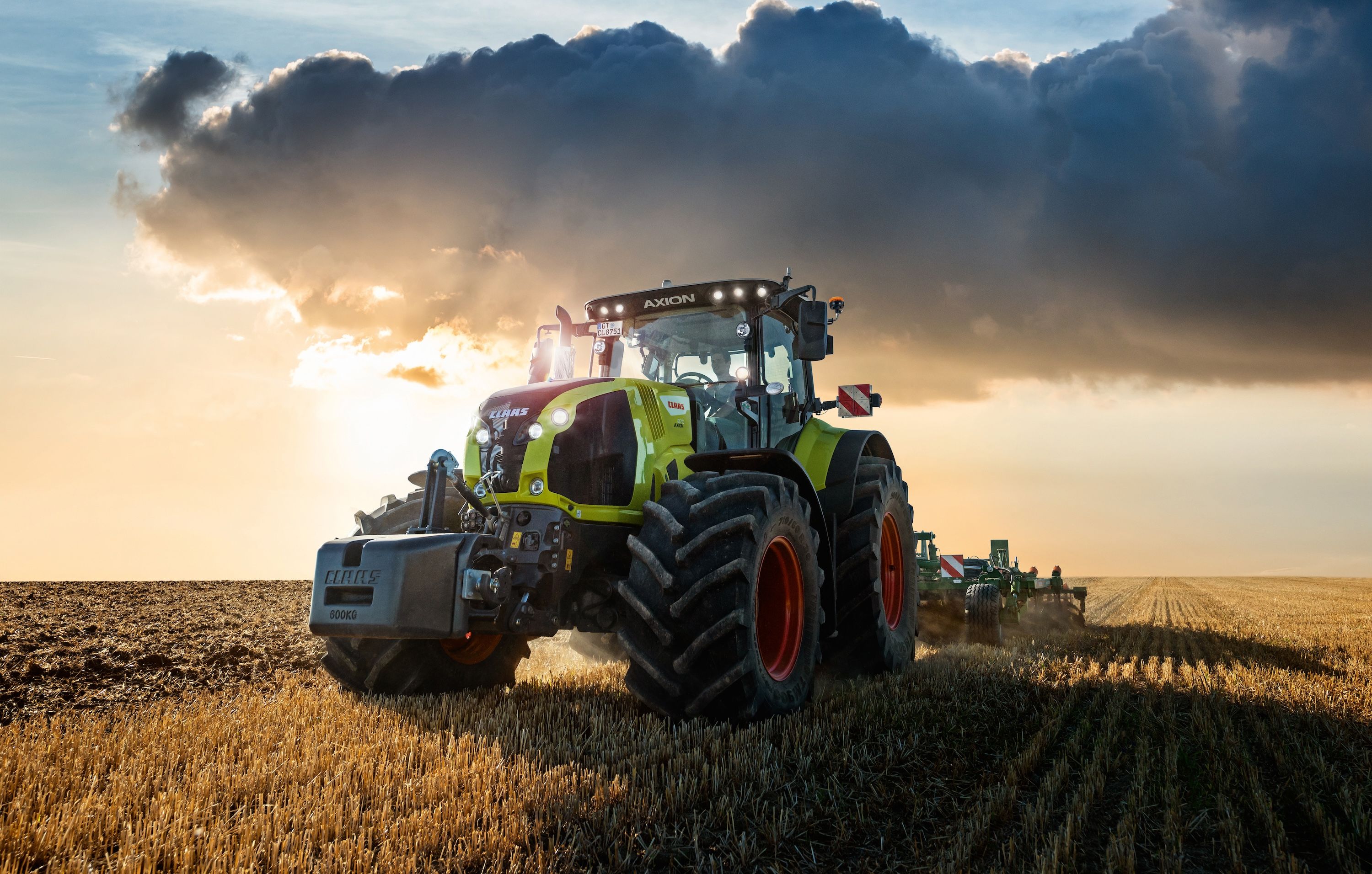 Traktorid üle 300 hj - Baltic Agro
