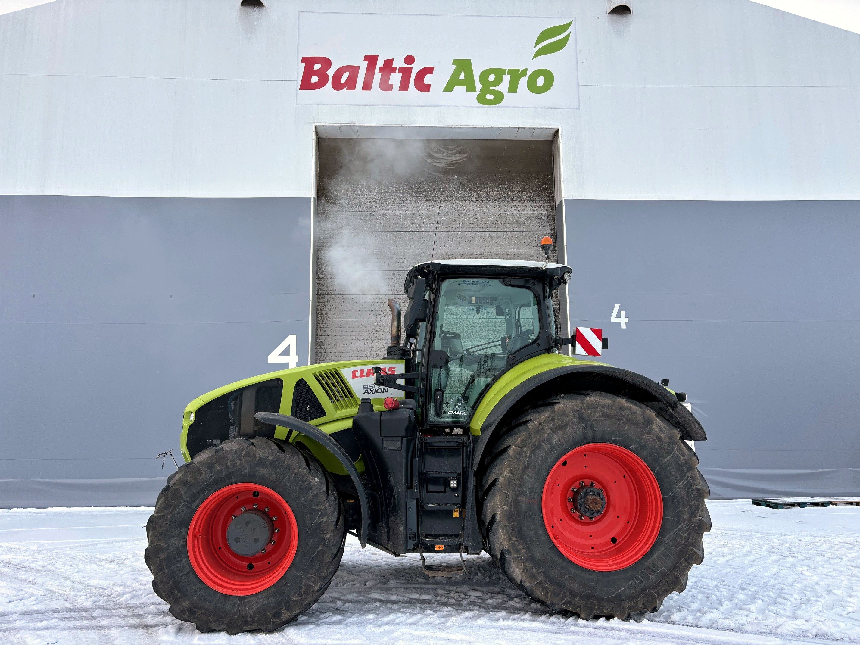 renditraktor-Claas-Axion-950_4189TB_01.jpg